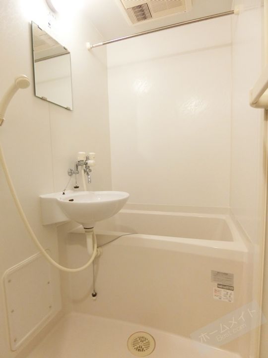 レオパレスクリスタ住吉の風呂