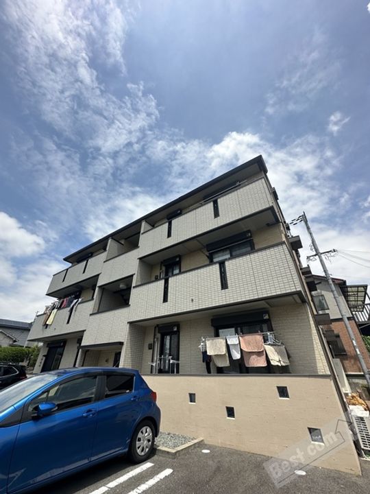 ヴィラージュNissinの外観