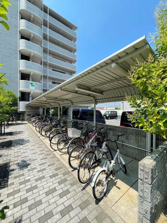 エフォール・ナガイのその他画像