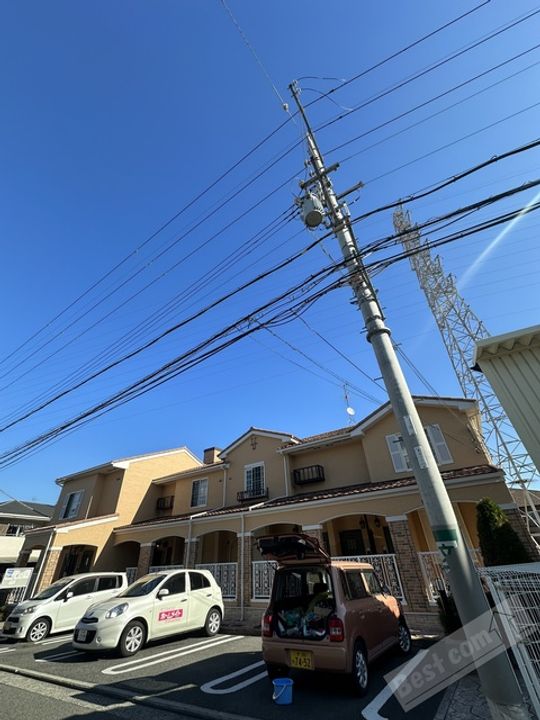 カルム オーブの外観