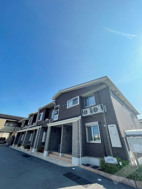 エストレーラの外観