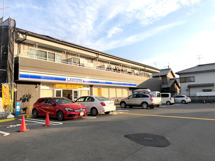 レディース金剛の周辺