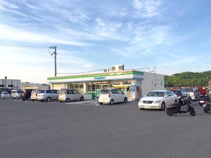 グラン モンターニュの周辺