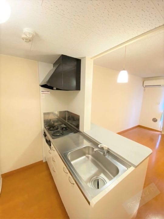 レオパレスウォームコーポ深阪のキッチン