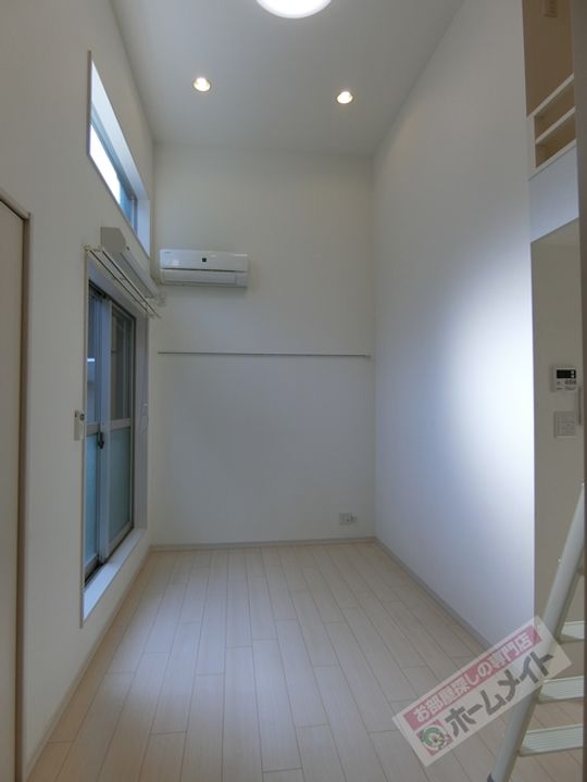 M@萩原天神の内装