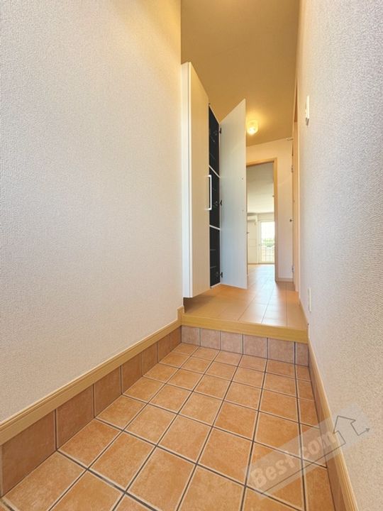 クリプトメリア アヴェニュ−の玄関