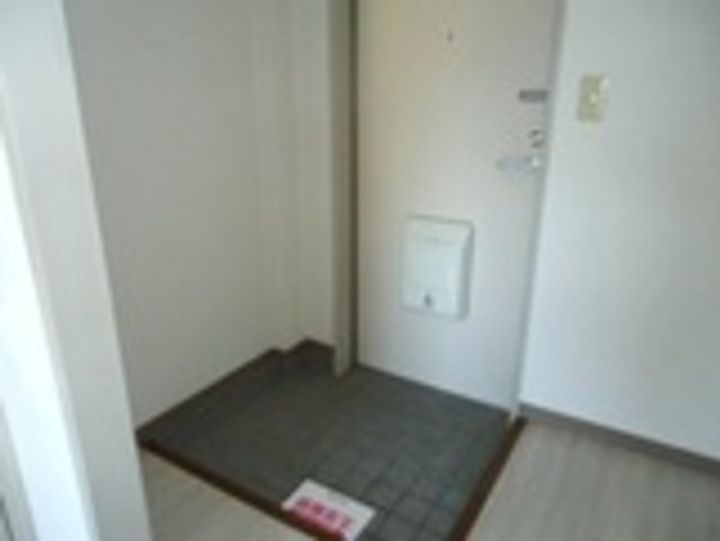 メロディーハイムの玄関