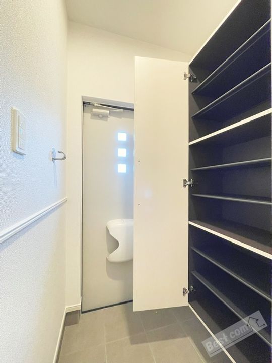 エヌ プラスのその他画像