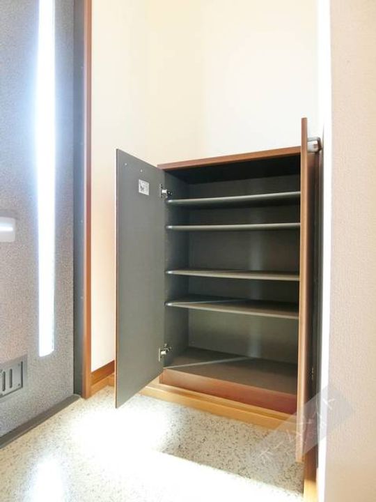 カーサコンフォールの玄関