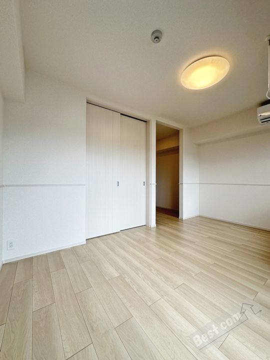 メゾンルミネ若松の内装