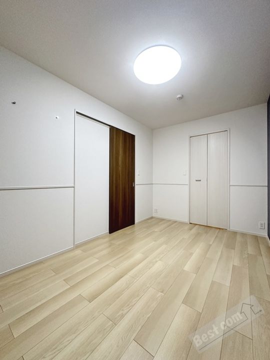 メゾンルミネ若松の内装