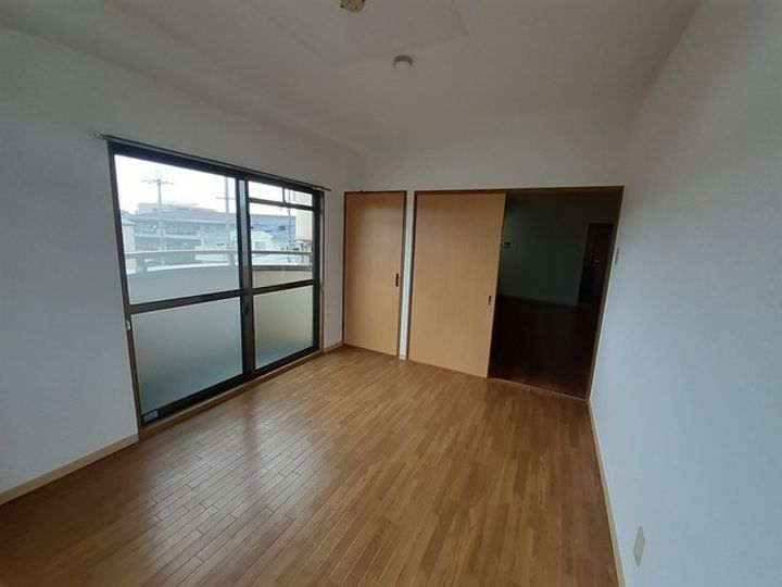 アレーゼFの内装