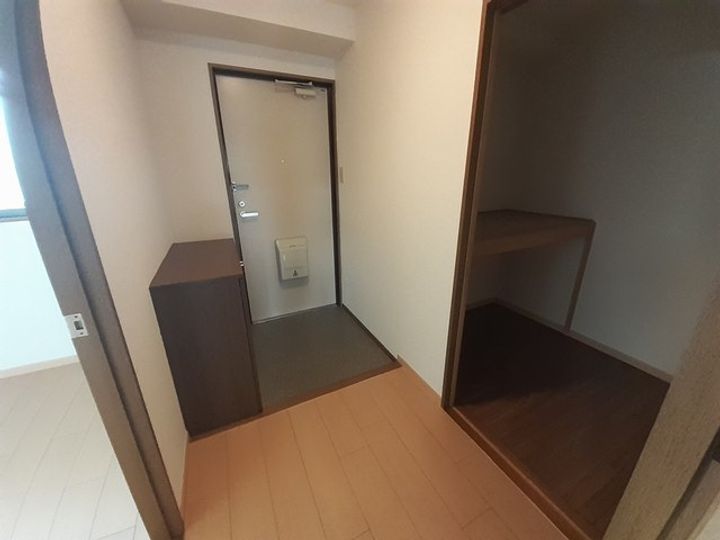 アレーゼFの玄関