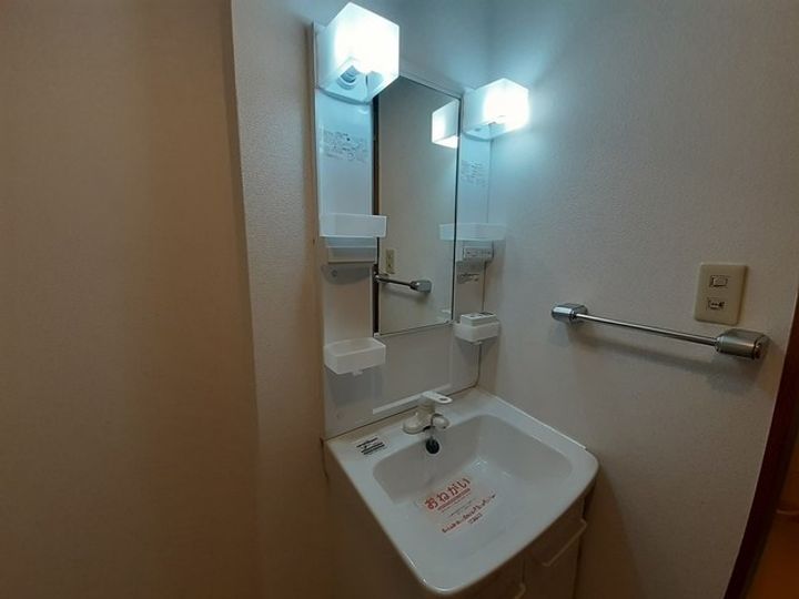 アレーゼFのその他画像