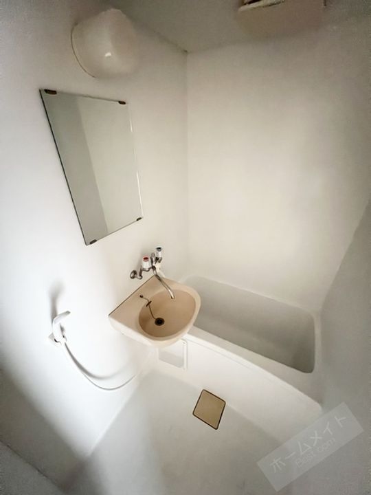 レオパレスHIGASHIYAMA の風呂