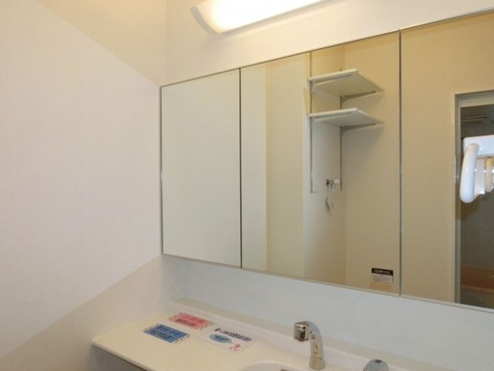 ノイエスカーサのその他画像