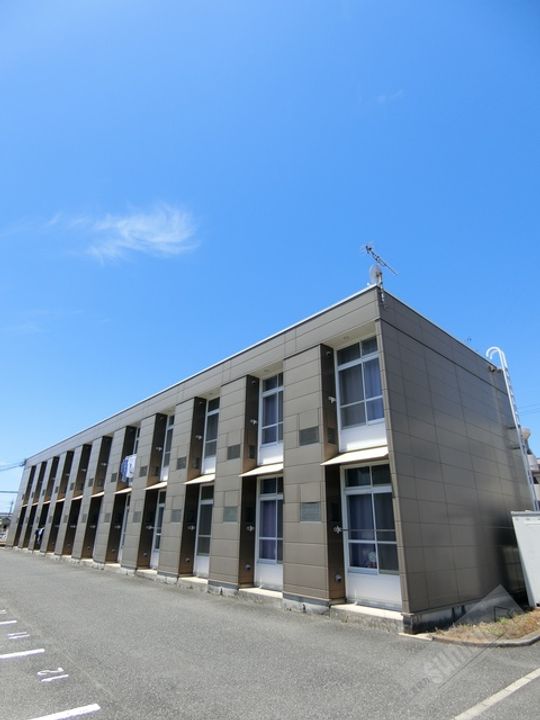 レオパレス大堀の外観