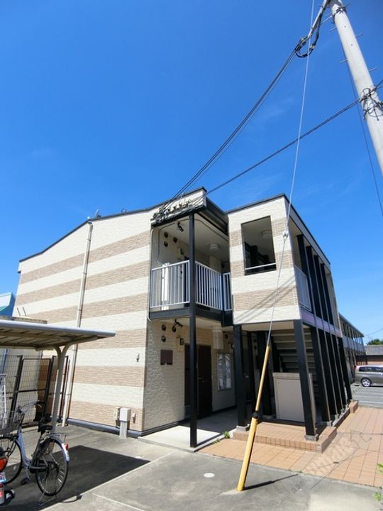 レオパレス中野51の外観