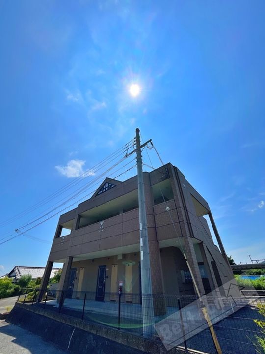 ジュニパー弘西0201の外観