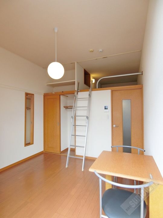 レオパレスあきばの内装