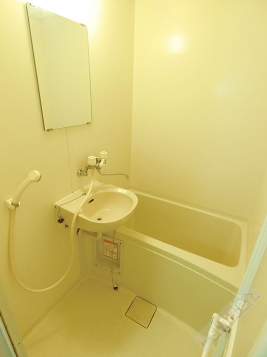 レオパレス向Bの風呂