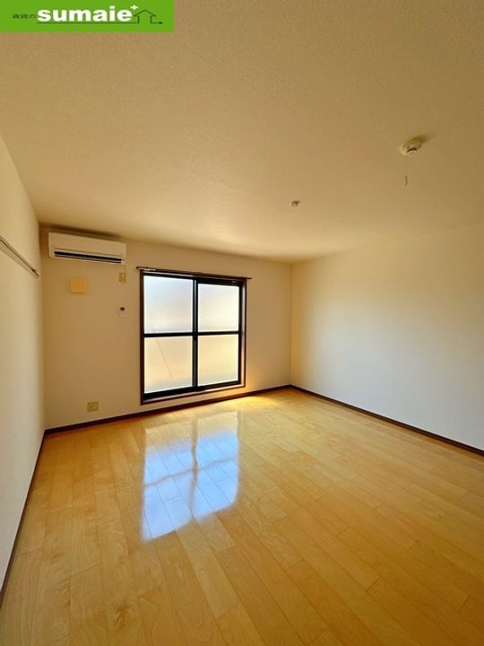 M トゥルケーゼのその他画像