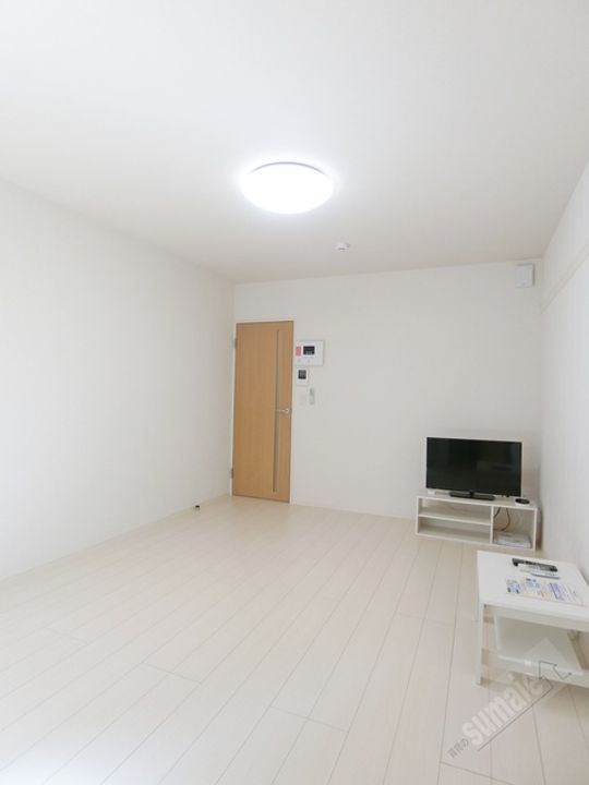 クレイノ令和の内装