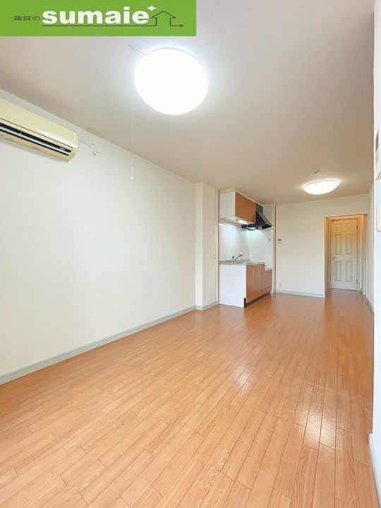 シャローム101の内装