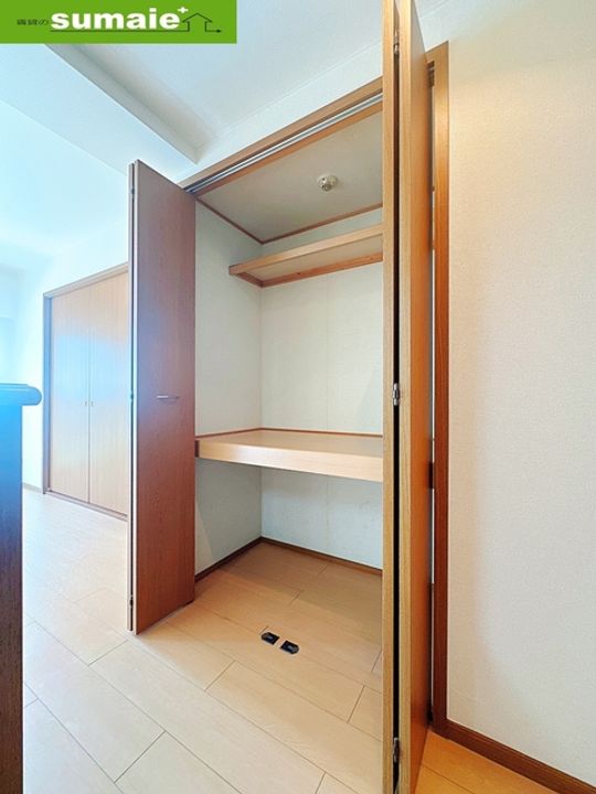 アズゥールのその他画像