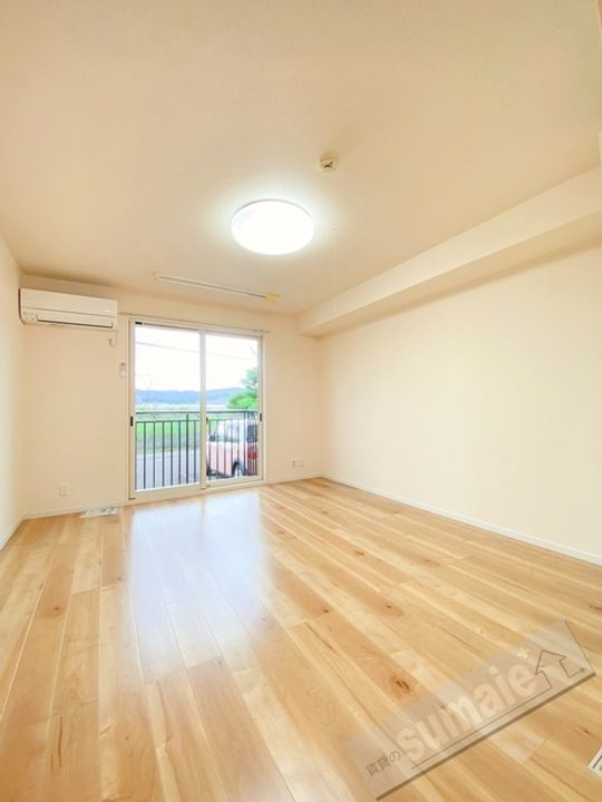 HOLLiのその他画像