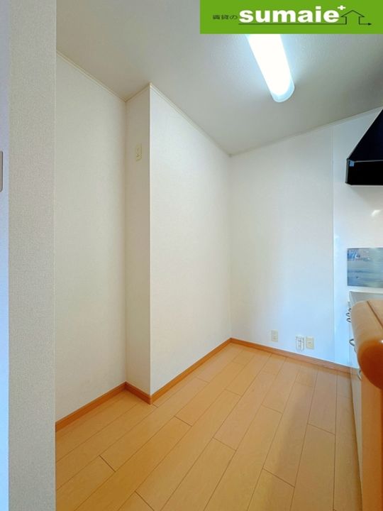 パストラルコート岩出 Ⅱ0201のキッチン