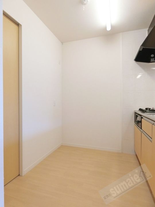 プルメリア加納のキッチン