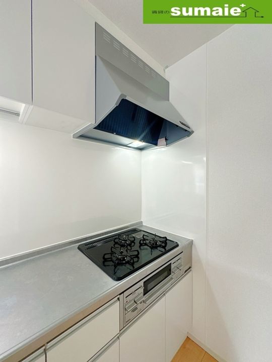 ニューヴェルデⅡ0201のキッチン