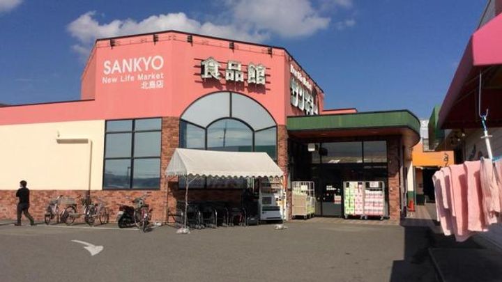 ピアチェーレの周辺