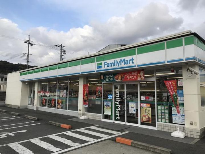 カーザ フィオーレの周辺