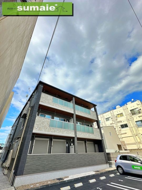 ヒカルサ和歌山本町の外観