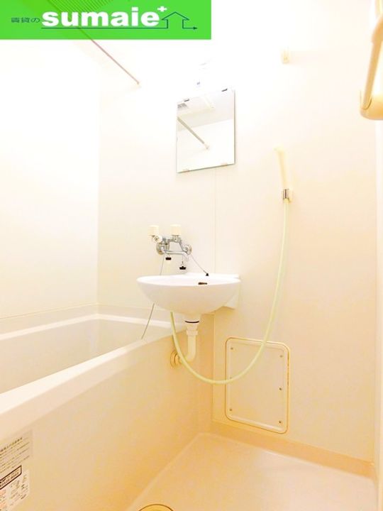 レオパレスカナートの風呂