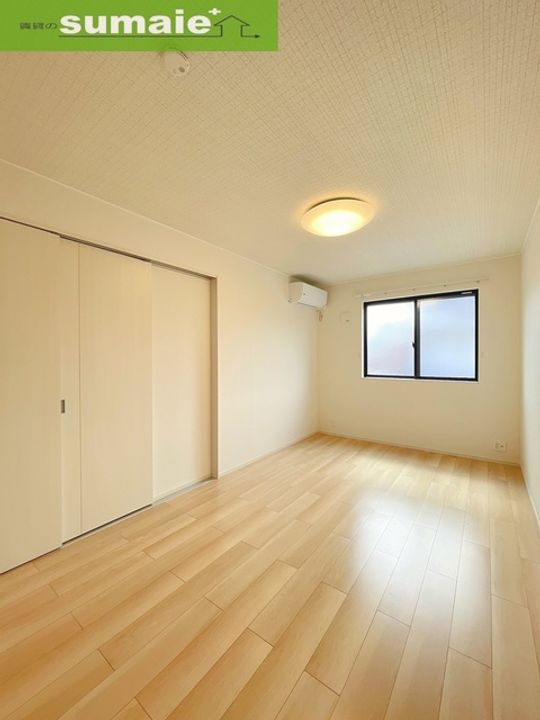 バンブーグロー岩出の内装