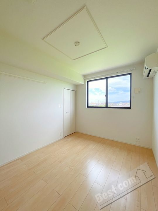 つきの詩Ⅱの内装