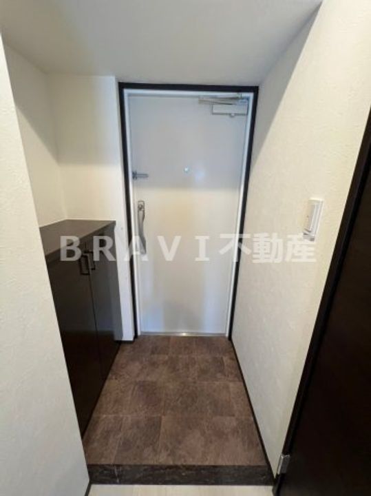 グランパシフィック北新町の玄関