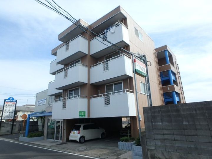 めぞんリベルテⅠ302の外観