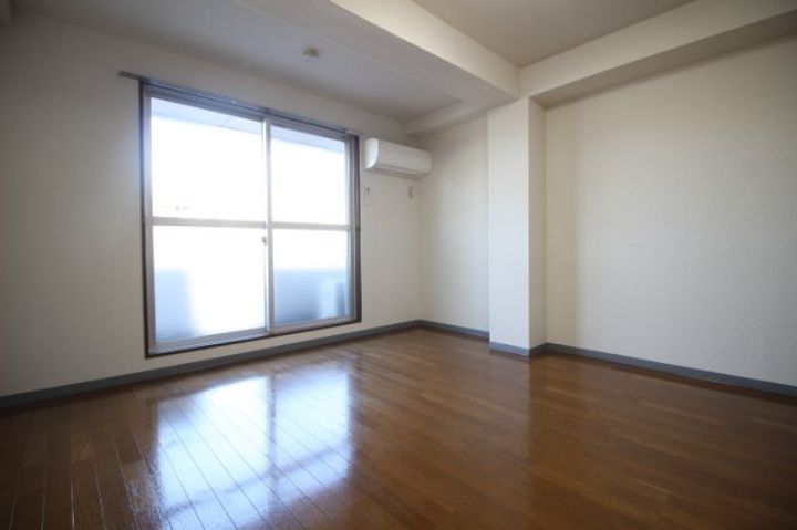 めぞんリベルテⅠ302の居間