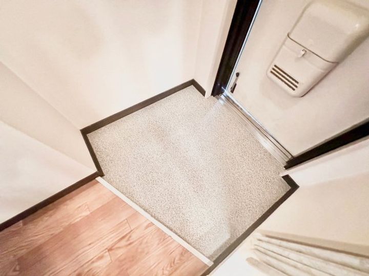 シャトー林の玄関