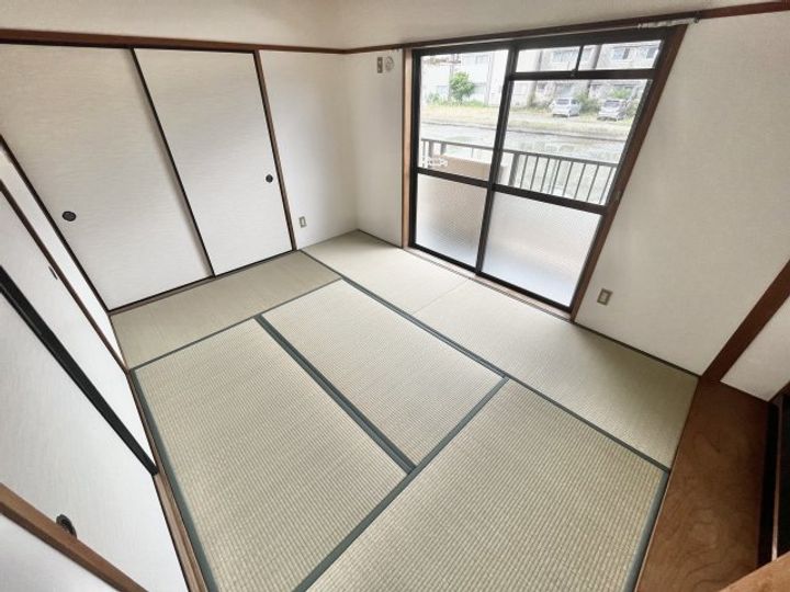 ラインプラザ本郷の内装