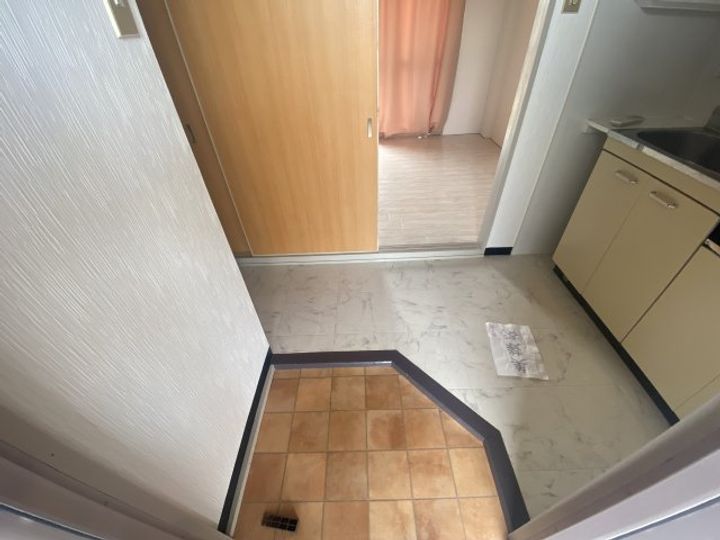 森井マンションの玄関