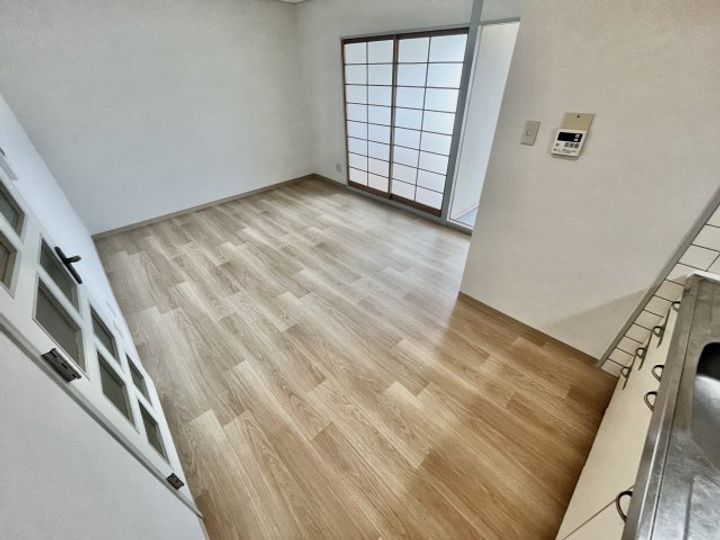 グランドハイツ杉田Iの居間