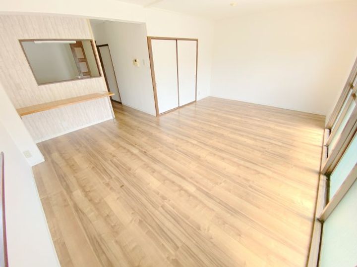 シンフォニーレジデンス藤沢台の居間