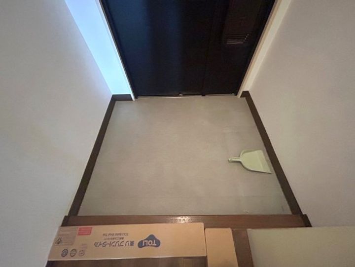 サンロード汐ノ宮の玄関