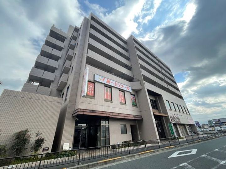 サンコーグランピアの外観
