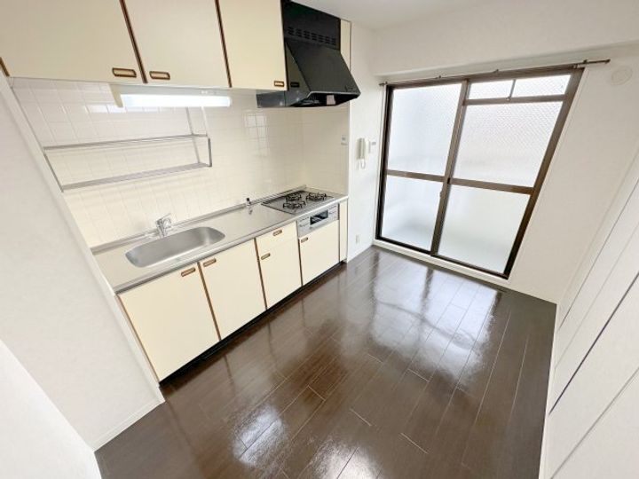 グランデ松原の居間